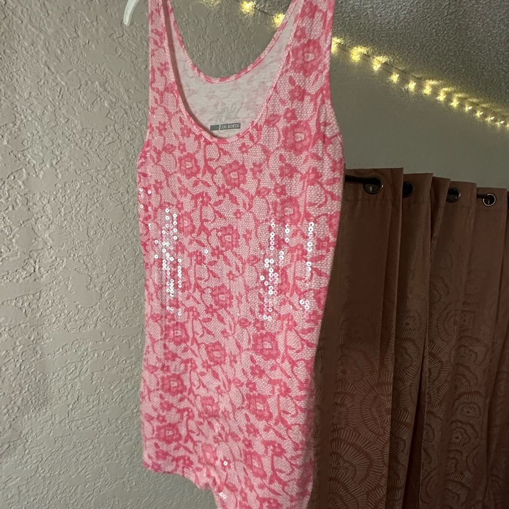 Pink Tank